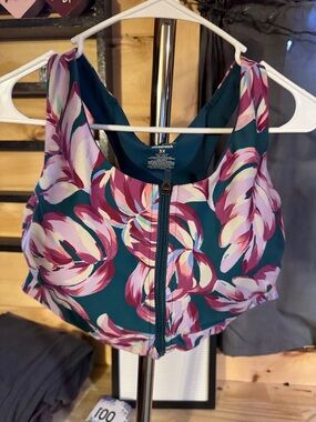 tek gear Teal Floral Zip-Front Cropped Tank